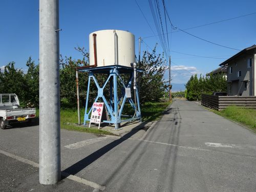 清樹園駐車場への案内看板２